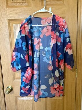 4/$20 - Navy Floral Sheer Kimono/Cover-Up